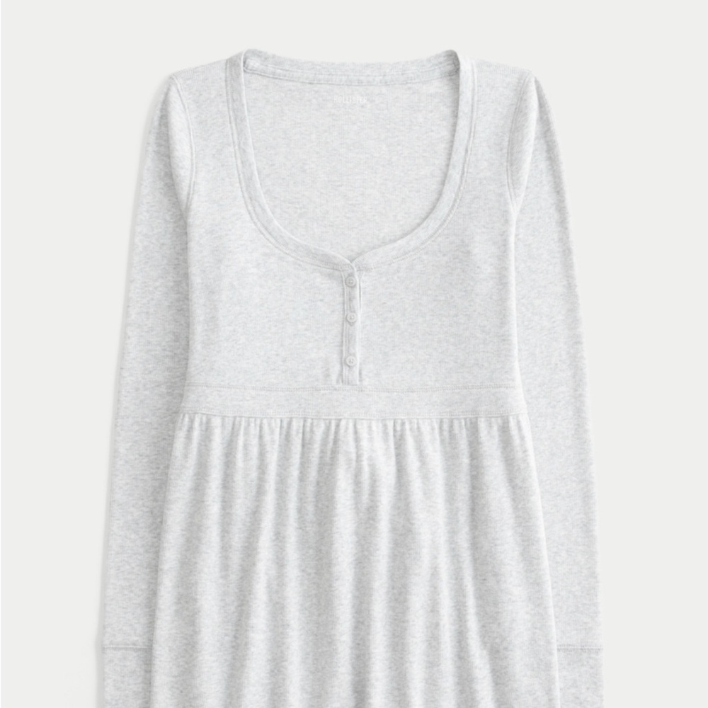 Hollister Gray Long Sleeve Top